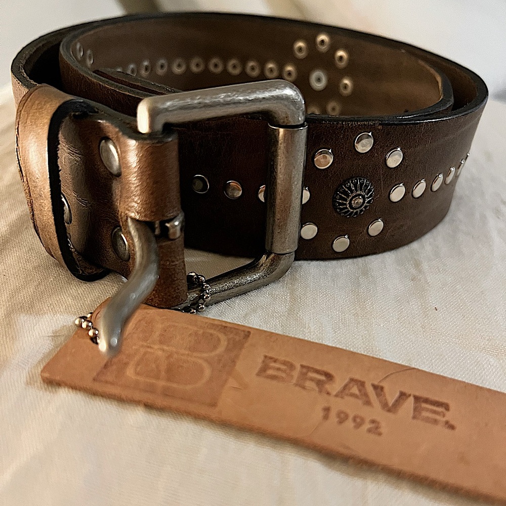 NWT studded brown Brave belt 30-34”